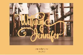 Julia Eberline font