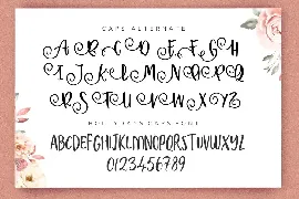 Holly Days font