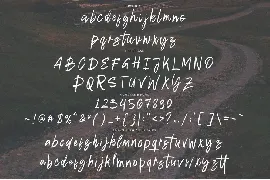 Batides Brush font