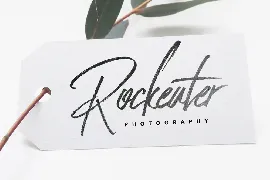 Peace Maker - Handletter Font