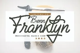 Crustycs | Monoline Hand-Lettering Font