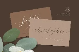 Hallmarks - Beautiful Calligraphy font