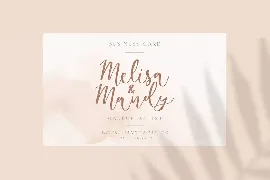 Mondier - Lovely Script Font