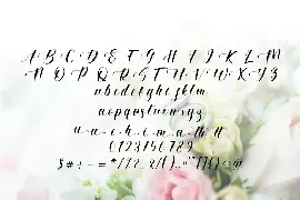 Uathigra Font