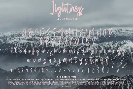 Lightness - Bold Signature Font