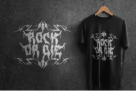 Foxes Storm - Black Metal Font