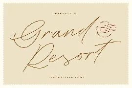 Grand Resort Stylish Script Font