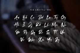 Amazing - Handwritten Brush Font