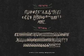 Underfear Brush Font