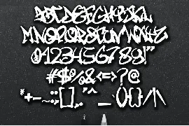 Black Devils - Monoline Graffiti Font