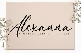 Alexanna - Signature Font