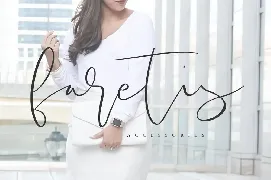 Raisa Script - Logo Font