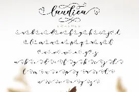 Laudiea - A Lovely Script Font