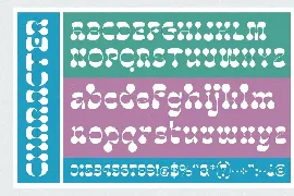 Moon Chief | Groovy Display font