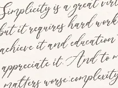 Lavineta Calligraphy Font