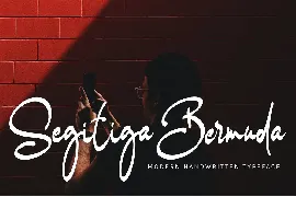 Bertiga Sepatu font