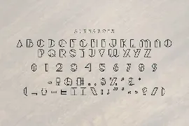 Wenolla Font