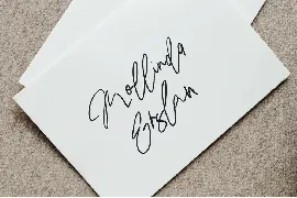 Maligo Signature font