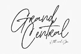 Gweneths Signature Script Font