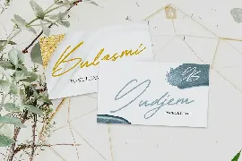 Taniya Relly - Luxury Signature Font