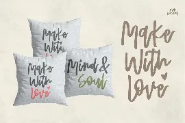 Ma Lorena | A Beauty & Bold Script Font