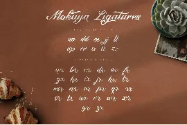 Mokaya Script Font