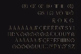 Golden Luxury Font