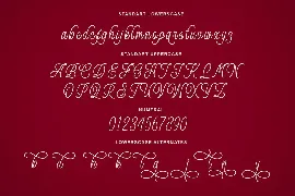 Queenline Font