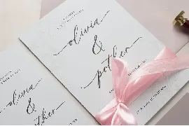 Meldyte Wedding Calligraphy Font