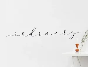 Islandia - Simple Script Font