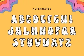 Smooth Cheese - Groovy Retro Display Font