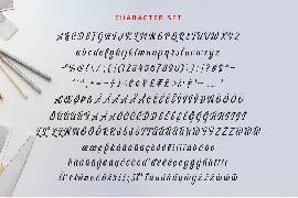 Ariestha Scipt font