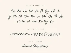 Goldena Handwriting Font