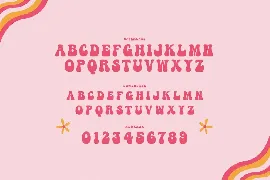 Nowllhouse - A Groovy Retro Font