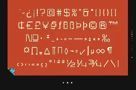 Kiena Display font