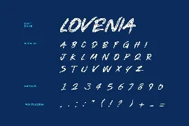 Lovenia Brush Font