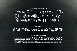 Return Space - Space Futuristic Font