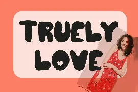 Smiling Love - Cute Love Display Font