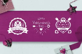 True Love - Curly Valentine Font