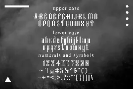 DOZZEN - Black letter Font