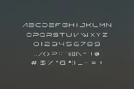 Avapore modern font