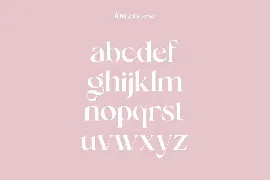 Creamy Peachy | Modern Retro font