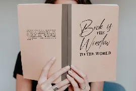 Rosalinde Hamitta Modern Signature Font