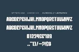 Mozone Crunchy Font