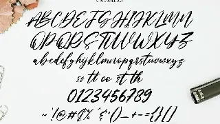 Sattel Hintar Brush Script Font