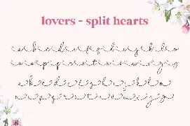 Lovers Script Font