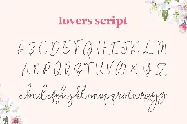 Lovers Script Font