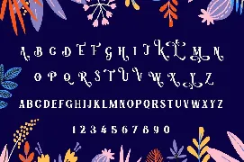 Tumbled Serif Font