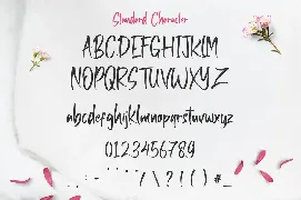 Lovelyn Robertine - Handwritten Font