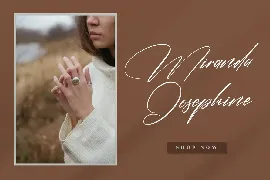 Australia Belmonte Modern Signature Font